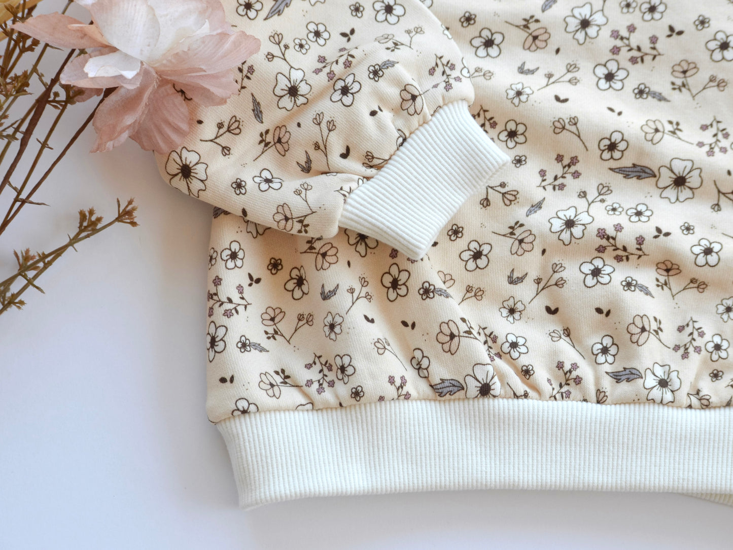 River Floral Sweatshirt - Cream
